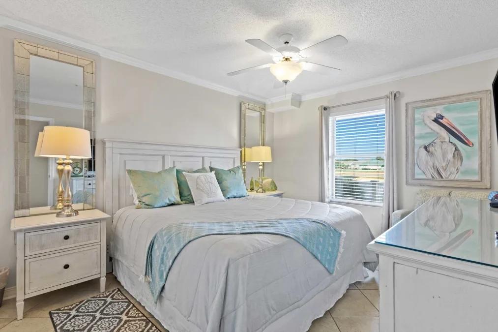 1 Bedroom Beachfront, Condo Rental in Maravilla, Florida