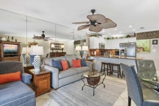 Maravilla 4204 Condominium Rental