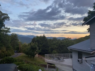 3 BR Mountain View House Rental in Sylva, North Carolina