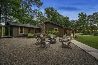 4 BR Private Pool Cabin Rental in Broken Bow, Oklahoma