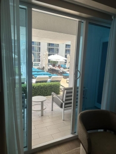 New Serene Condo in Luxury Hotel