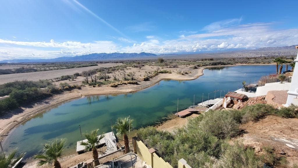 7 Bedrooms Mountain View House Rental in Bullhead City, Arizona