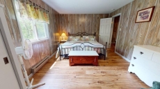 Private Cabin, walk to Pine Creek, Fire Ring