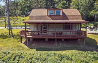3 BR Pet-Friendly Cabin