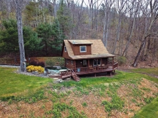 Oak Cabin at Rough Cut Lodge