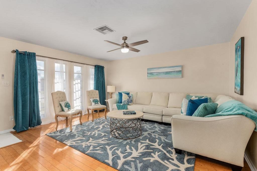 2 Bedrooms House Rental in Naples, Florida