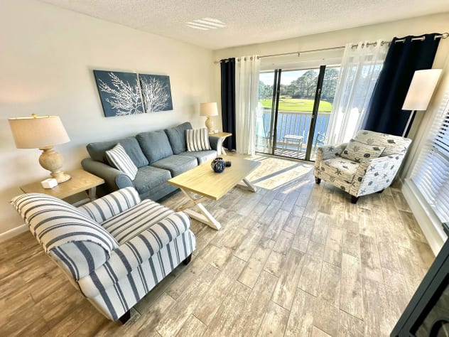 2 Bedrooms Oceanfront House Rental in Miramar Beach, Florida