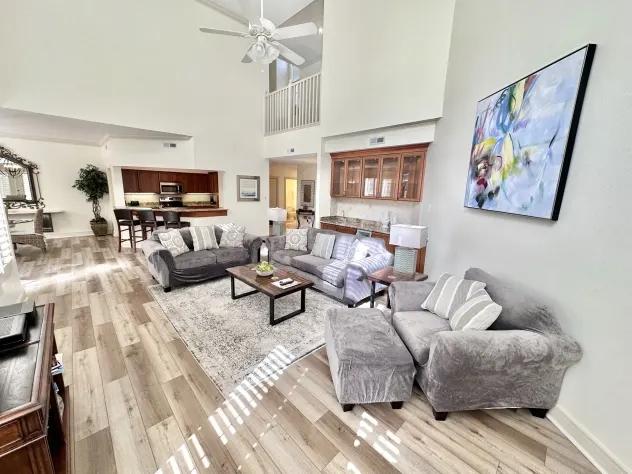3 Bedrooms Oceanfront Villa Rental in Miramar Beach, Florida
