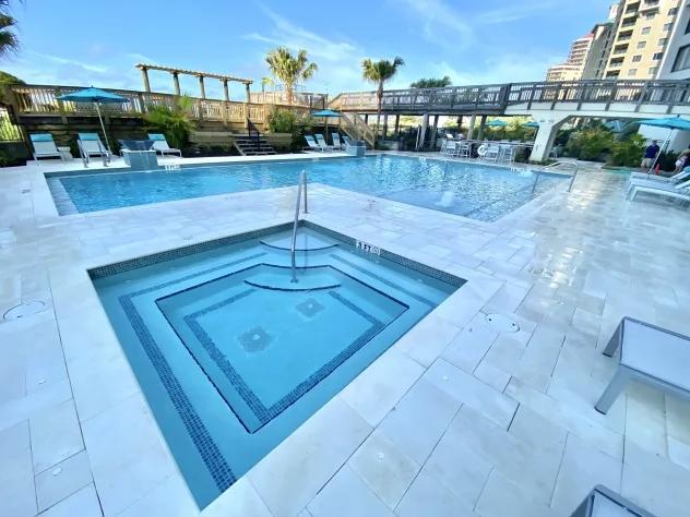 2 Bedrooms Beachfront Condo Rental in Miramar Beach, Florida