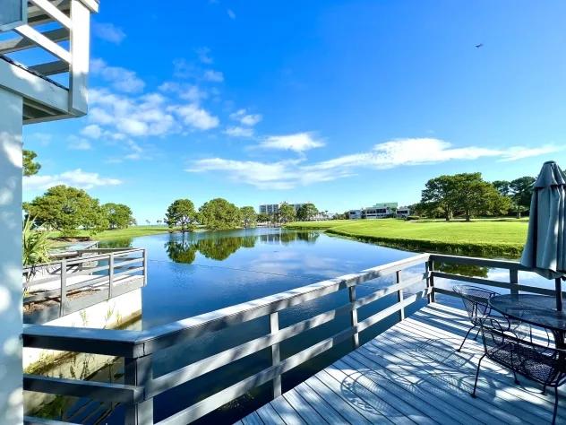 4 Bedrooms Beachfront House Rental in Miramar Beach, Florida
