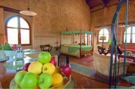 5 Bedrooms Resort Rental in Mantua, Italy