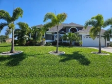 Cape Coral Lakehouse