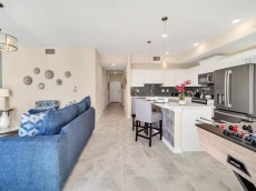 Boutique condo w/Free Storey Lake Water Parks