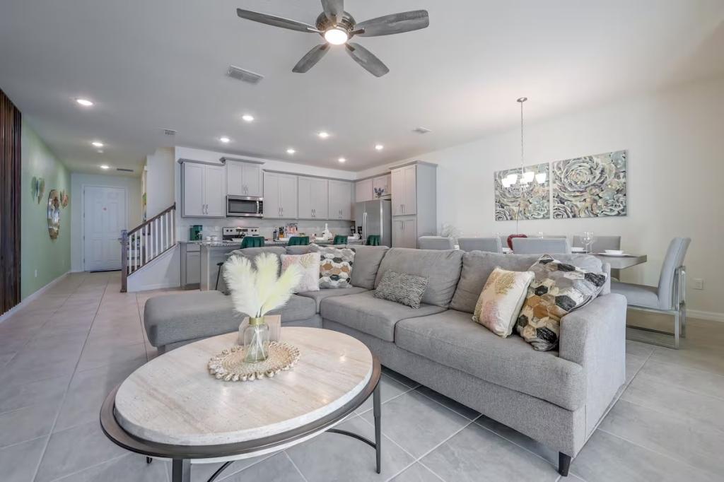 5 Bedrooms House Rental in Kissimmee, Florida