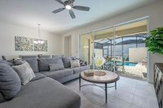 Elegant Disney Pool Home-Solara Resort Water Park!