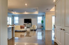 4br Penthouse-Storey Lake