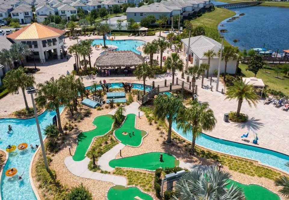 5 Bedrooms Lakefront Apartment / Condo Rental in Kissimmee, Florida