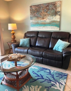 GROUND FLOOR, WALK TO VILLAGE, CLOSE TO BEACH, PET FRIENDLY, QUIET LOCATION