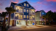 The Lazy Loon - Surfside Beach Places