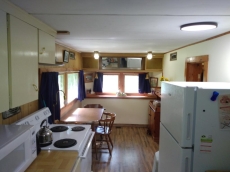 Pet-friendly peaceful pond home near Keene, Rindge, & Mt Monadnock Max 3 people.