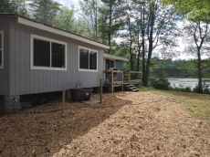 Pet-friendly peaceful pond home near Keene, Rindge, & Mt Monadnock Max 3 people.