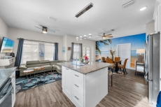 Walk to Beach, Grill, Pool Table, Patio & Parking