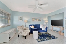 Coastal Cheer on Anna Maria Isl.