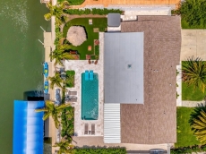 Kingfisher Cay