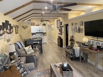 4 BR Cottage Rental in Fort Worth, Texas