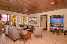 Tanasi Lodge: Reunions/Weddings/Retreats/Getaways