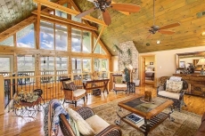 Tanasi Lodge: Reunions/Weddings/Retreats/Getaways