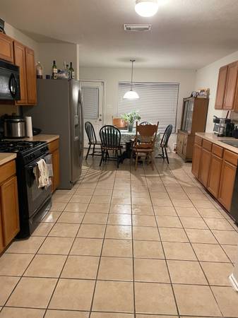 All bill paid room for rent (Houston)