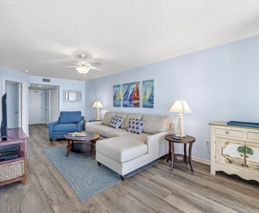 1 Bedroom Beachfront Condo Rental in Orange Beach, Alabama