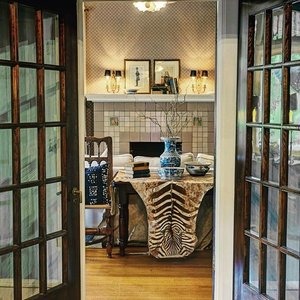 The English Merchants Inn