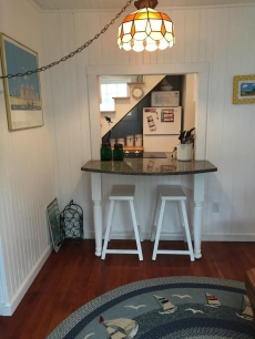 Charming 1 Bedroom Cottage Close To Beautiful Craigville Beach Cottage in Centerville with kitchen and patio