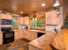 Fully Equiped Kitchen