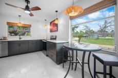 Steps to Beach Pool + Hot Tub 2025 Remodeled!