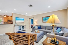 Coastal Escape – Pool, Dock, Hot Tub, Beach Walk