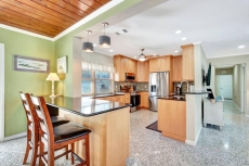 Coastal Escape – Pool, Dock, Hot Tub, Beach Walk