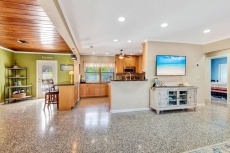 Coastal Escape – Pool, Dock, Hot Tub, Beach Walk