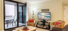 Stylish Gulf Condo - Walk to Beach, Pool & Dining