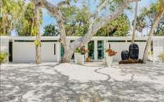 Siesta Beach | Heated Pool | Pet Friendly | Bike & Walk Friendly | Zach