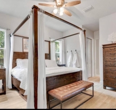 Beach-Town Pet-Friendly | Garage & Balcony | Lido Beach| Symphony & Opera House | Ringling College Unit 629