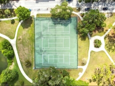 Pet Friendly • Bikes Included •Beach• Downtown SRQ Unit 621