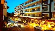 Road to Mamitas at night