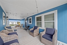 Captain's Cabin 3207