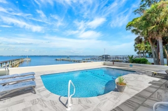 Cabin rental in Melbourne, Florida