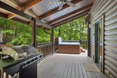 Wolf Den - Summit Cabin Rentals