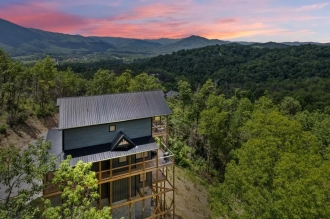 4 BR Pet-Friendly Cabin