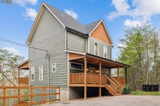 3 BR Pet-Friendly Cabin Rental